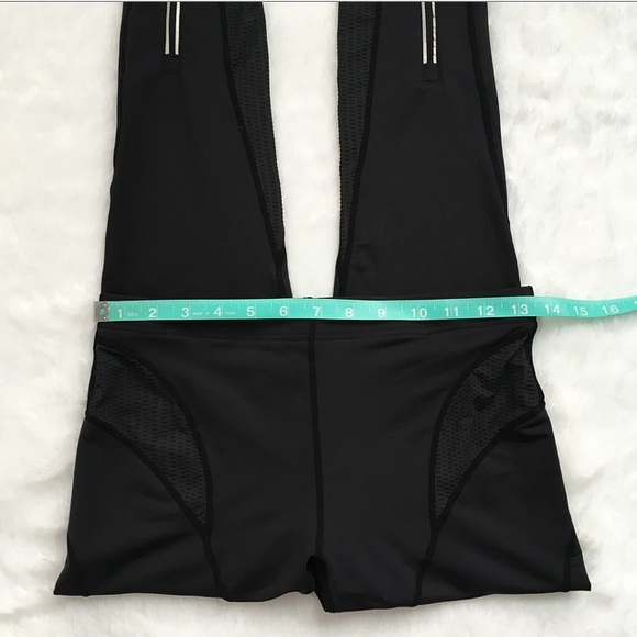 Like New Prana Black Athletic Workout Capris - Picture 4 of 5